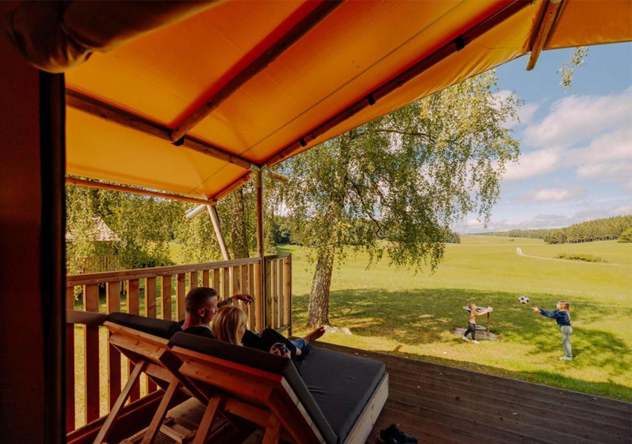 Sonnenbühl Azur Camping Schwaebische Alb מראה חיצוני תמונה