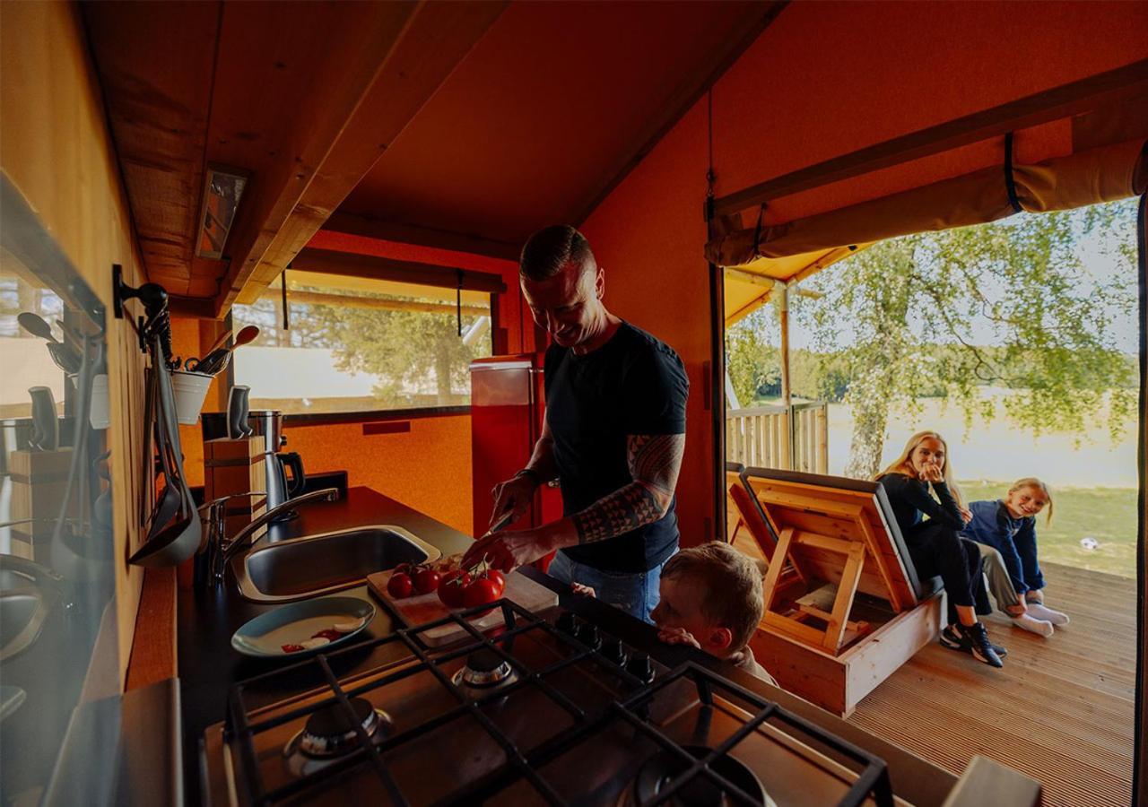 Sonnenbühl Azur Camping Schwaebische Alb מראה חיצוני תמונה